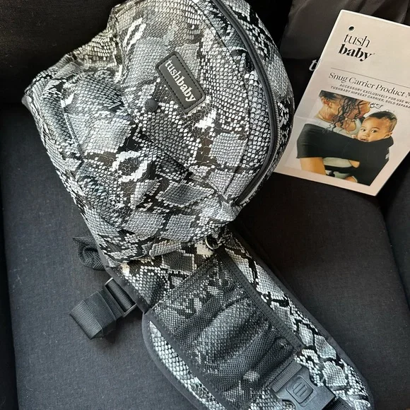 Tushbaby Black and Gray Snake Print Baby Bag - Picture 4 of 5
